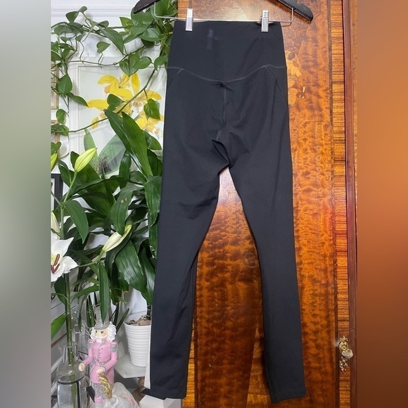 GIRLFRIEND Collective Compressive Black‎ Leggings Yoga Pants - Picture 3 of 7